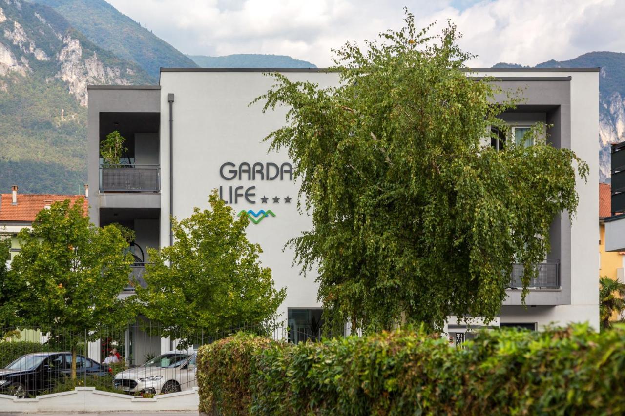 Garda Life Hotel Riva del Garda Kültér fotó